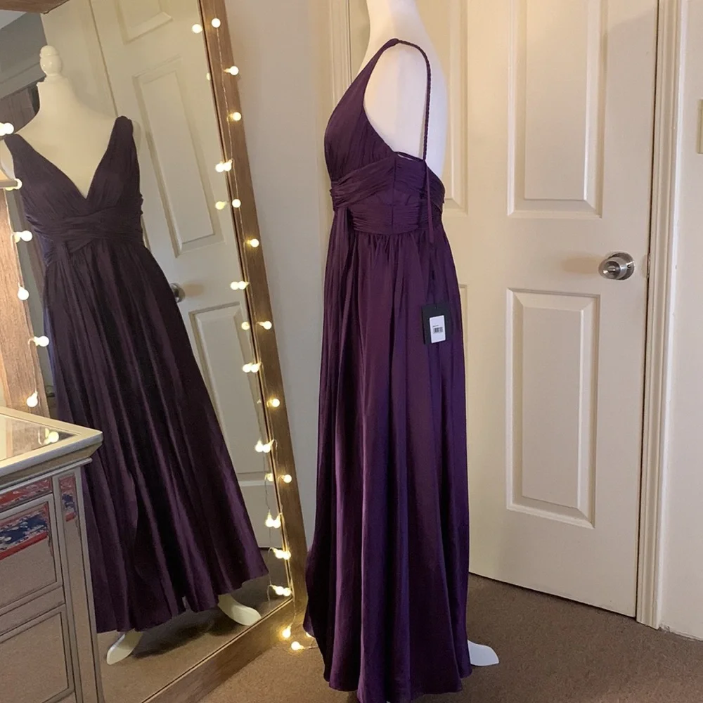 MAC DUGGAL
Ruched Top Satin Pleated Tea Length Dress - Picture 6 of 16